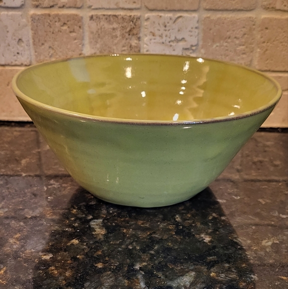 Hand Tossed High Sided Olive Green Seagrove, NC Bowl - Picture 4 of 16